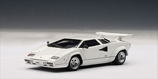 Image of Lamborghini Countach 5000 S White 1/43 Diecast Model Car by Autoart