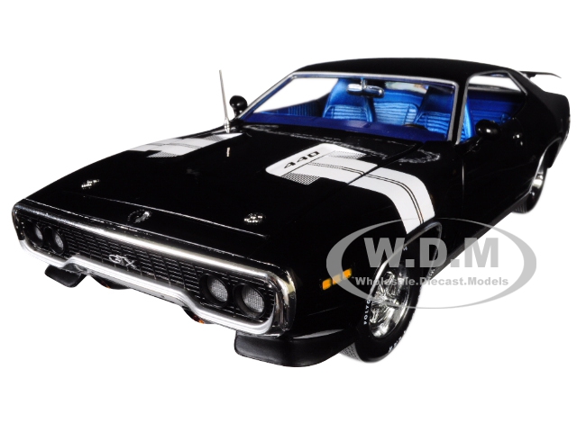 1971 Plymouth Gtx Hardtop Black Velvet With White Stripes Limited Edition To 1002 Pieces Worldwide 1/18 Diecast Model Car By Autoworld