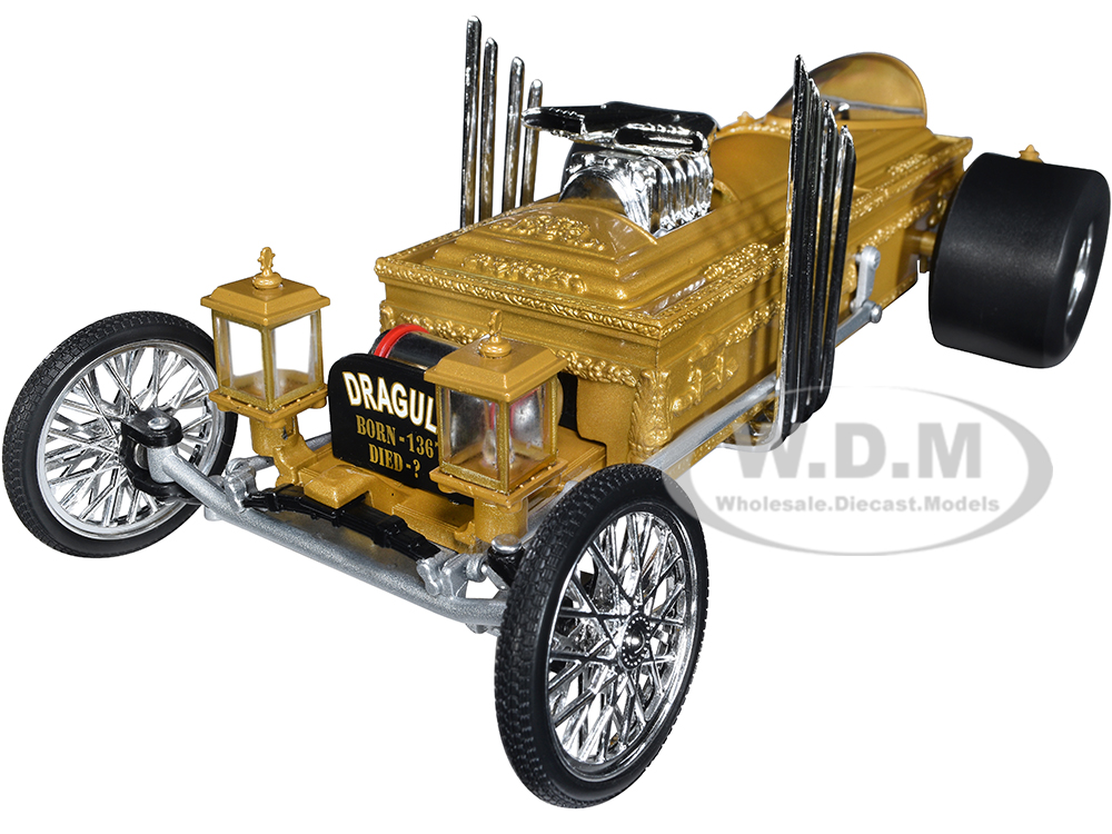 George Barris Drag-u-la Gold "The Munsters" (1964-1966) TV Series "Silver Screen Machines" Series 1/18 Diecast Model by Auto World