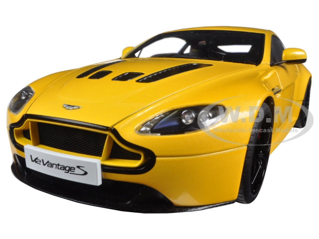 Image of 2015 Aston Martin V12 Vantage S Yellow Tang 1/18 Diecast Model Car by Autoart