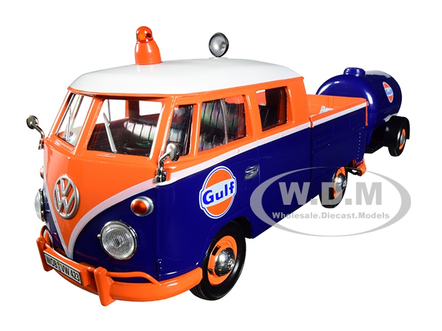 Volkswagen Service Pickup Truck with Plastic Oil Tank Gulf Oil 1/24 Diecast Model Car by Motormax