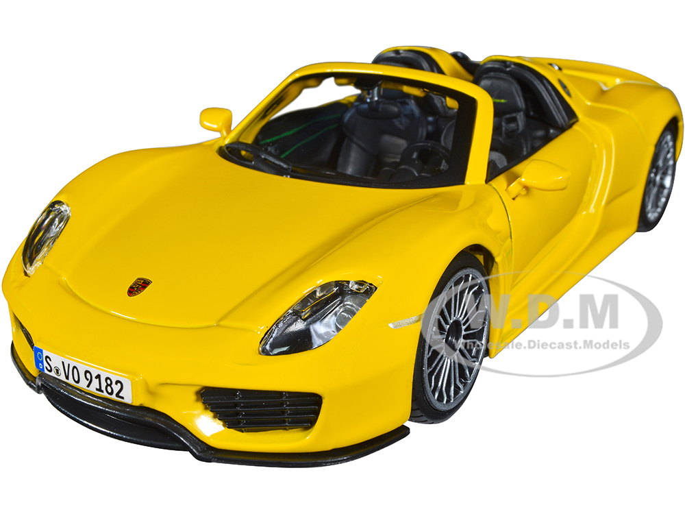 Porsche 918 Spyder Yellow 1/24 Diecast Model Car by Bburago