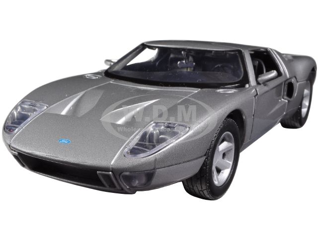 Ford GT Silver 1/24 Diecast Car Model by Motormax