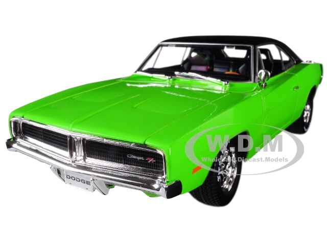 1969 Dodge Charger R/t Green With Black Top 1/18 Diecast Model Car By Maisto