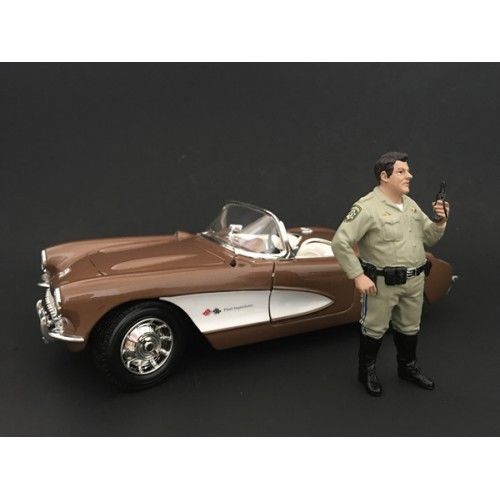 Image of Highway Patrol Officer Talking on the Radio Figurine / Figure For 118 Models by American Diorama