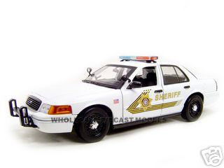 Ford Crown Victoria San Bernardino Police Car 1/18 Diecast Car Model by Motormax