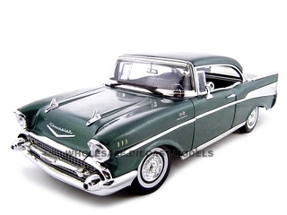 1957 Chevrolet Bel Air Hard Top Green 1/18 Diecast Model Car by Motormax