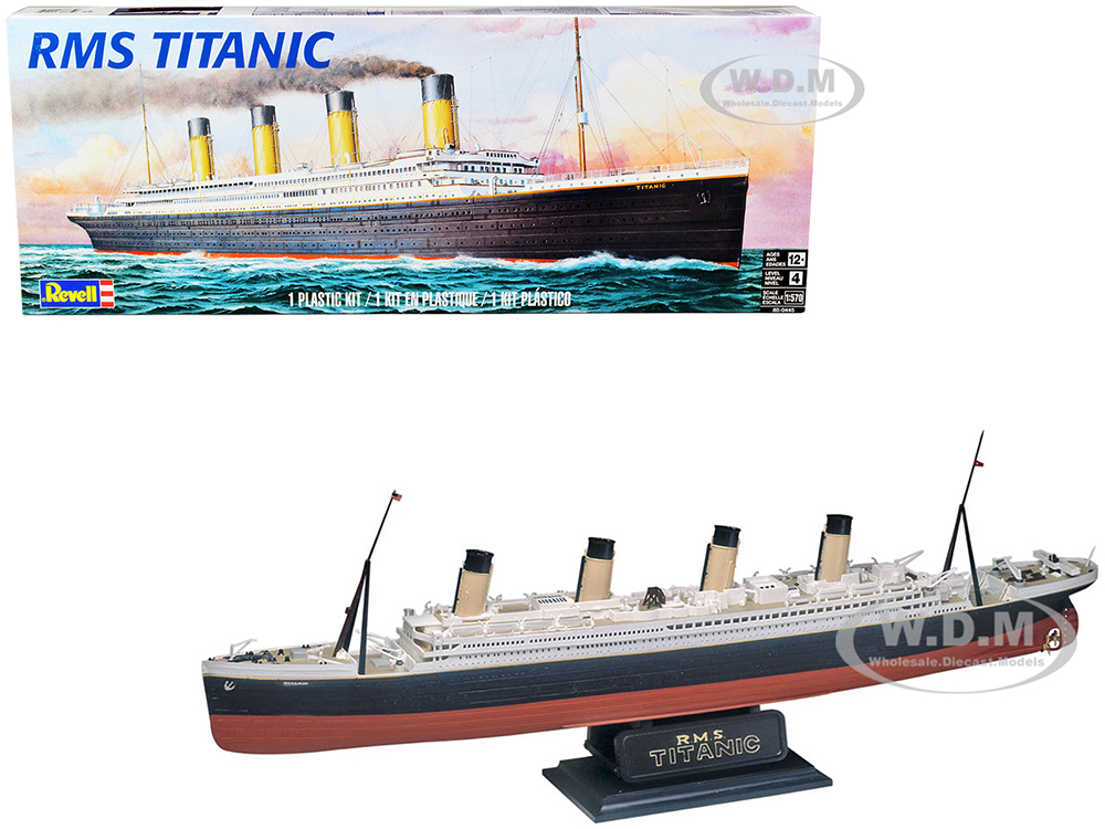 Level 4 Model Kit RMS Titanic Passenger Liner Ship 1/570 Scale Model by Revell