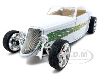 1933 Ford Roadster White 1/18 Diecast Car by Road Signature