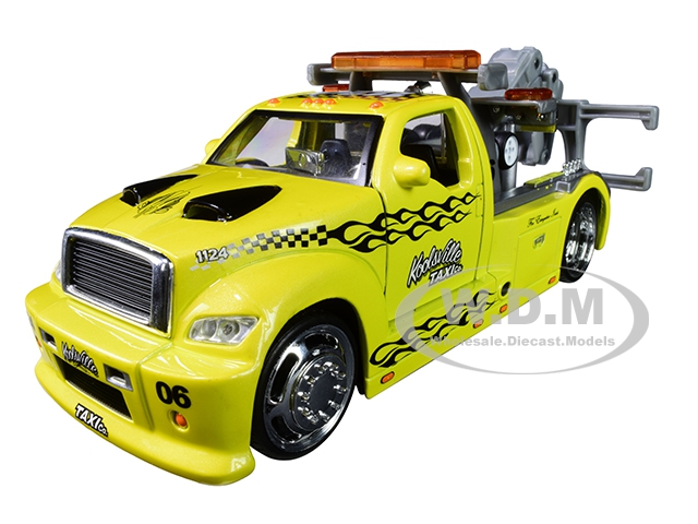 Maisto Wrecker Tow Truck Yellow "koolsville Taxi Co." "all Stars Elite Transport" Series 1/24 Diecast Model By Maisto