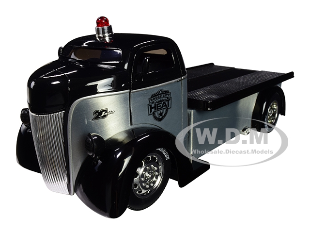 1947 Ford Coe Flatbed Tow Truck Raw Metal And Black "heat" "jada 20th Anniversary" 1/24 Diecast Model Car By Jada