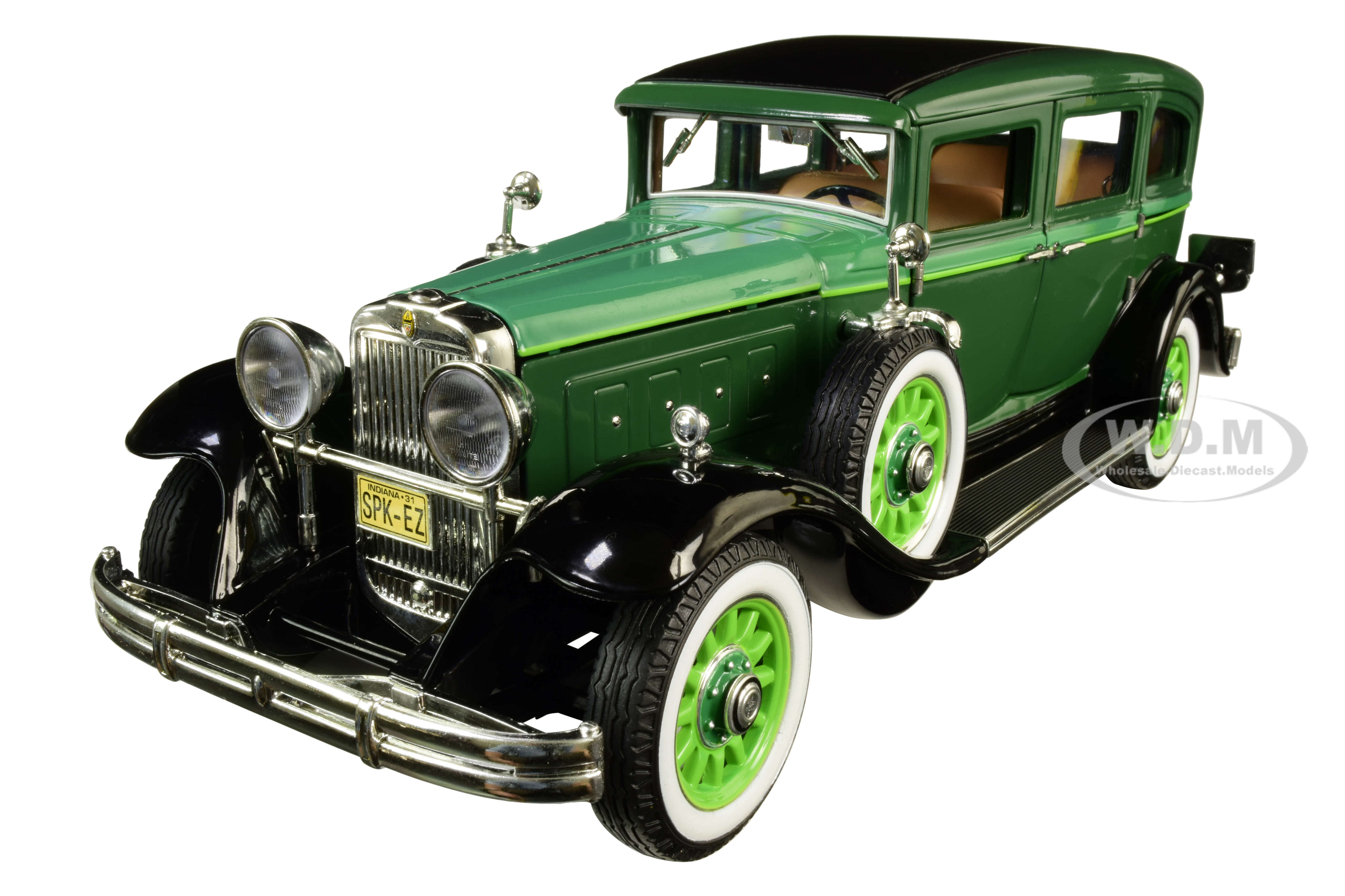 1931 Peerless Master 8 Sedan Dark Green With Light Green Hood 1/18 Diecast Model Car By Autoworld