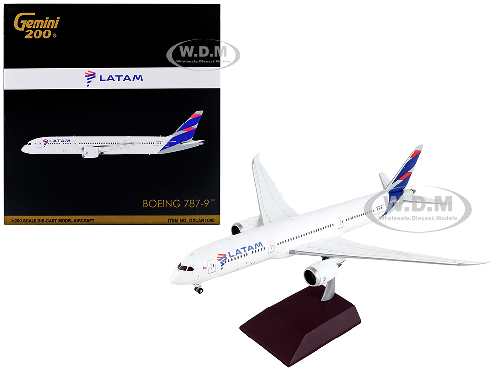 Boeing 787-9 Commercial Aircraft LATAM Airlines White with Blue Tail Gemini 200 Series 1/200 Diecast Model Airplane by GeminiJets