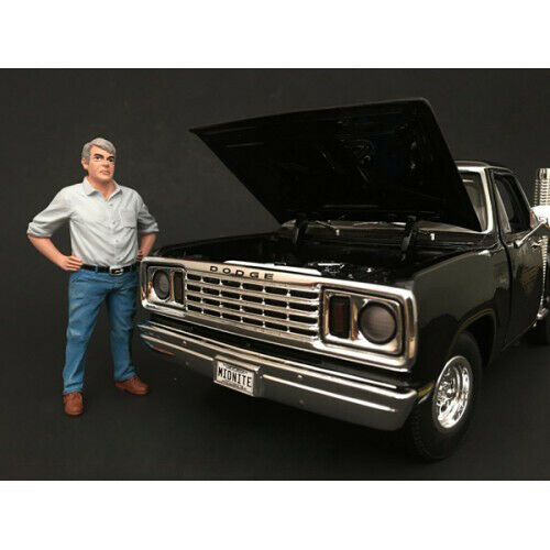 70s Style Figurine V For 1/24 Scale Models By American Diorama