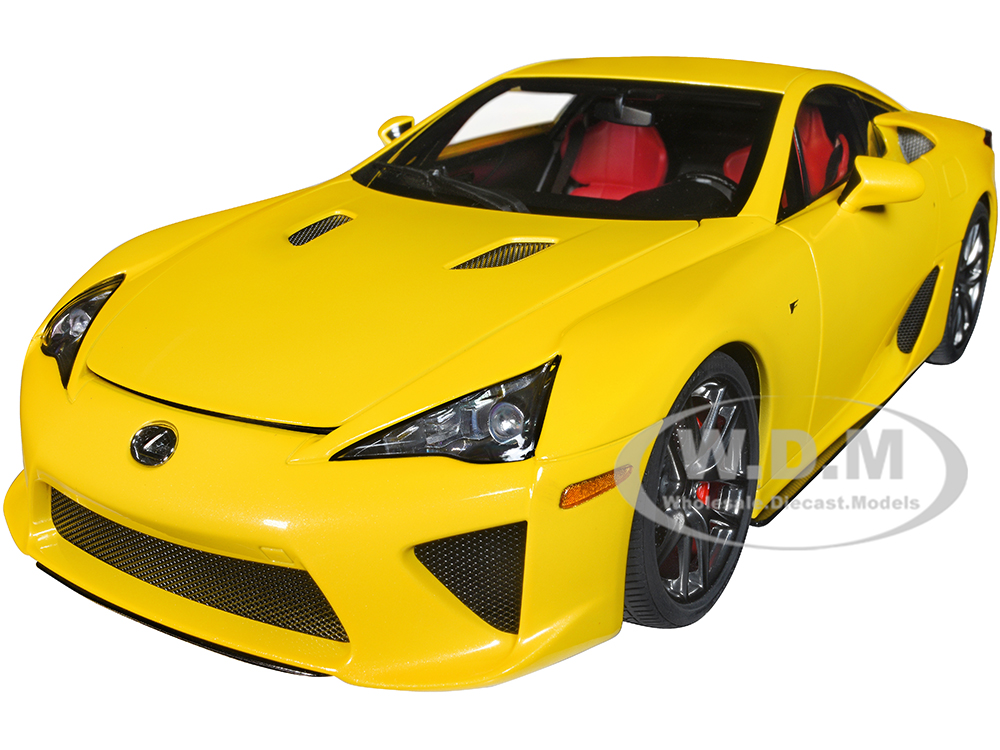 Lexus LFA Pearl Yellow With Red And Black Interior 1/18 Model Car By Autoart