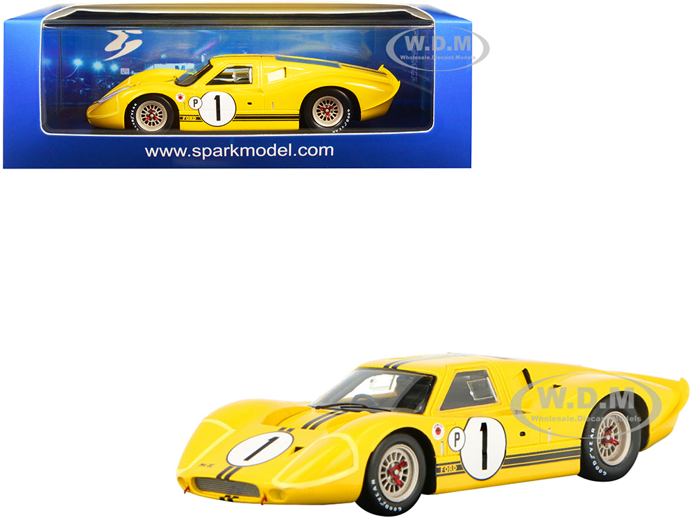 Ford GT40 Mk IV RHD (Right Hand Drive) 1 Bruce McLaren - Mario Andretti Winner 12H of Sebring (1967) 1/43 Model Car by Spark