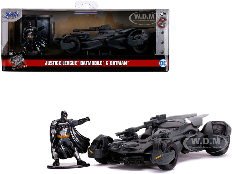 2017 Batmobile with Diecast Batman Figurine "Justice League" (2017) Movie "DC Comics" "Hollywood Rides" Series 1/32 Diecast Model Car by Jada