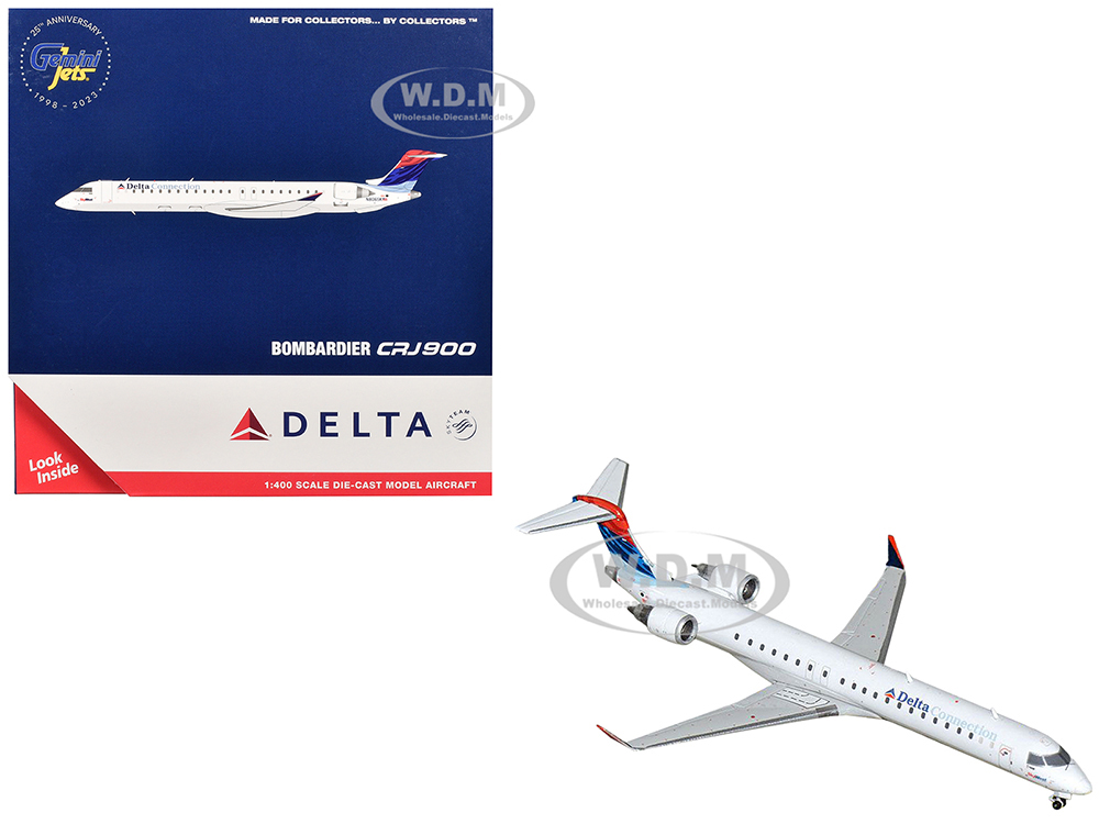 Bombardier CRJ900 Commercial Aircraft Delta Connection - SkyWest Airlines (N806SK) White with Blue and Red Tail 1/400 Diecast Model Airplane by GeminiJets