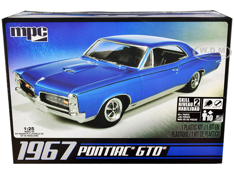 Skill 2 Model Kit 1967 Pontiac GTO 1/25 Scale Model by MPC