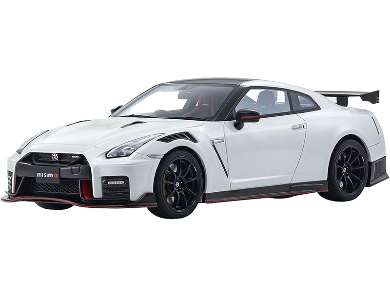 Image of Nissan GT-R Nismo RHD (Right Hand Drive) White 1/18 Model Car by Kyosho