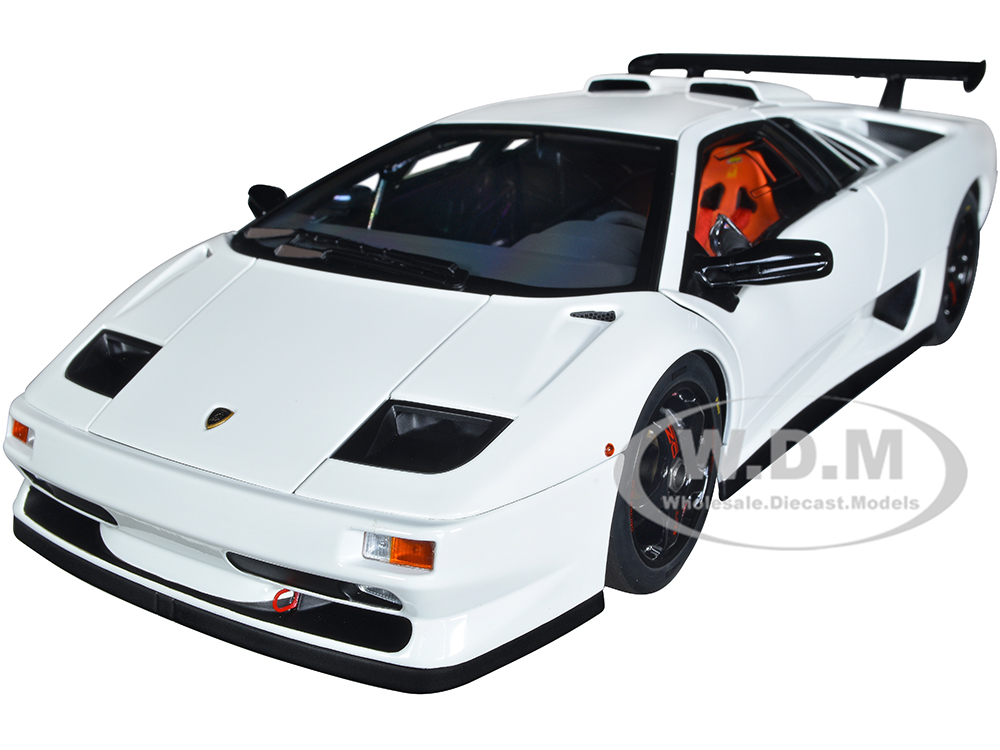 Lamborghini Diablo SV-R Impact White 1/18 Model Car by Autoart