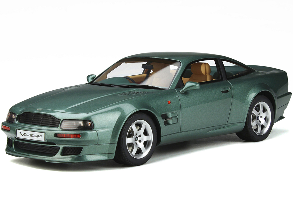 1993 Aston Martin V8 Vantage RHD (Right Hand Drive) Aston Martin Racing Green Metallic Limited Edition to 999 pieces Worldwide 1/18 Model Car by GT S