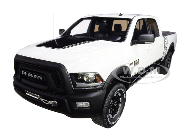 Dodge Ram 2500 Power Wagon Pickup Truck With Bed Cover White 1/18 Model Car By Gt Spirit