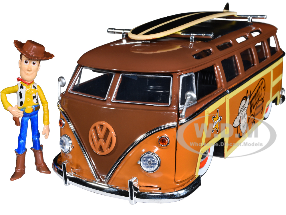 Volkswagen T1 Bus Brown with Graphics Sheriff Woody and Woody Diecast Figure and Surfboard Toy Story (1995) Movie Hollywood Rides Series 1/24 Diecast Model Car by Jada