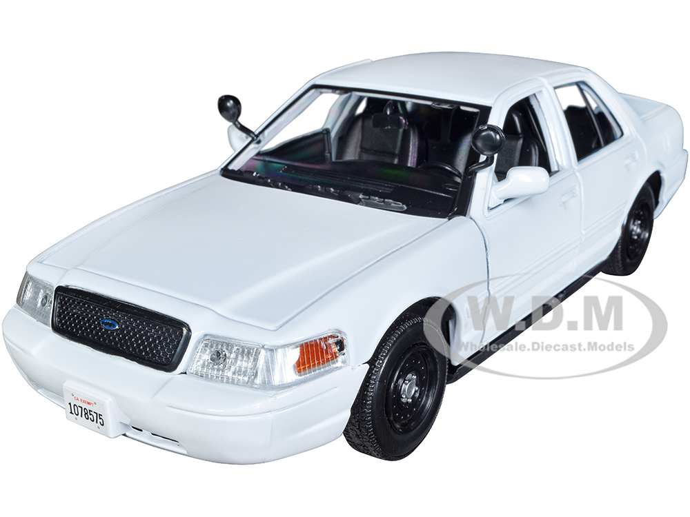 2010 Ford Crown Victoria Police Interceptor Unmarked White Custom Builders Kit Series 1/24 Diecast Model Car by Motormax