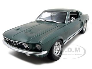 1967 Ford Mustang Fastback Gta Green 1/18 Diecast Model Car By Maisto