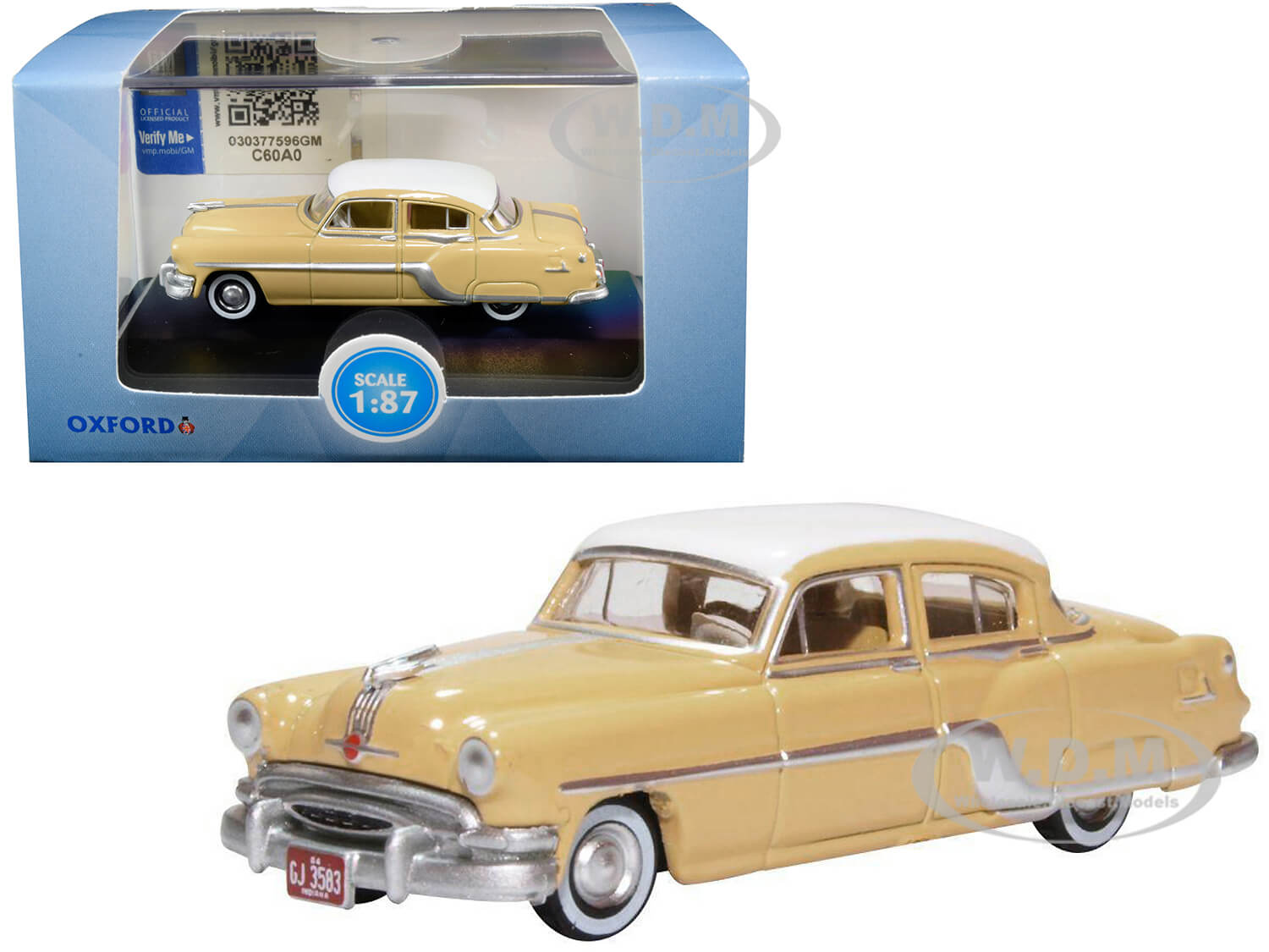 1954 Pontiac Chieftain 4 Door Maize Yellow with Winter White Top 1/87 (HO) Scale Diecast Model Car by Oxford Diecast
