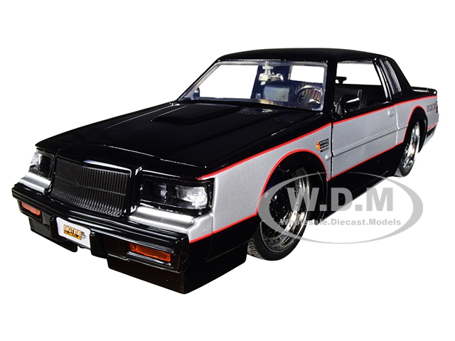 1987 Buick Grand National Black And Silver "big Time Muscle" 1/24 Diecast Model Car By Jada