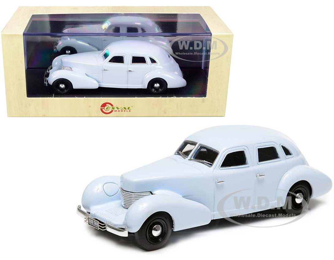 1934 Duesenberg Sedan by A.H. Walker (Closed Lights) Gray Limited Edition to 250 pieces Worldwide 1/43 Model Car by Esval Models