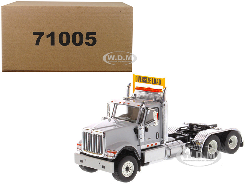 International Hx520 Day Cab Tandem Tractor Light Grey 1/50 Diecast Model By Diecast Masters