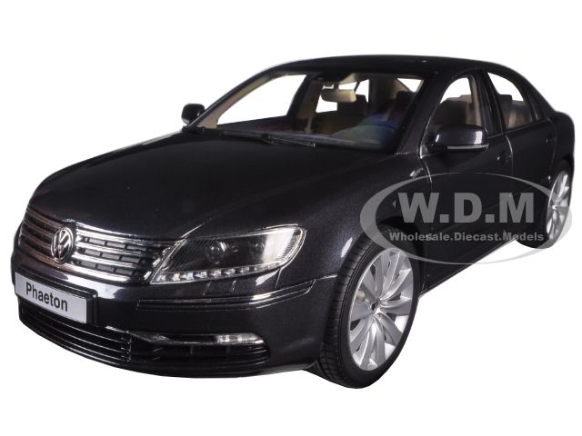 Volkswagen Phaeton Mazzepa Grey 1/18 Diecast Model Car By Kyosho