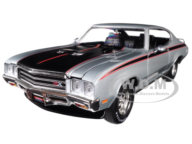 Image of 1971 Buick GSX "MCACN" Platinum Mist Metallic/ Silver Limited Edition to 1002 pieces Worldwide 1/18 Diecast Model Car by Autoworld