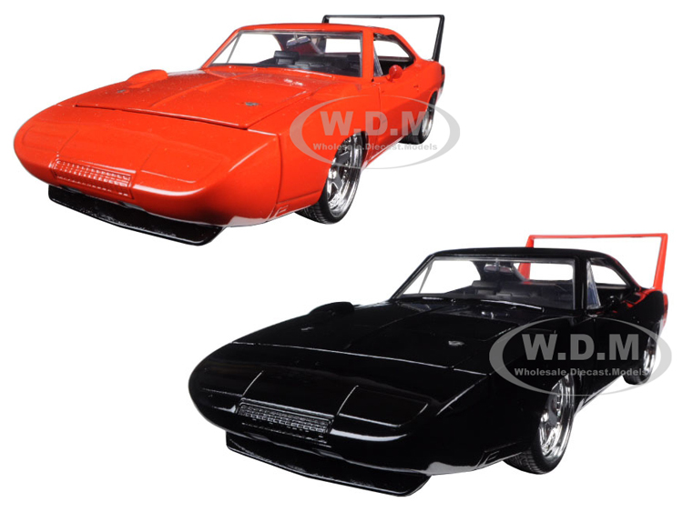 1969 Dodge Charger Daytona Black & Orange Set Of 2 Cars 1/24 Diecast Model Cars By Jada