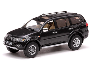 Mitsubishi Pajero Sport Black Mica 1/43 Diecast Model Car by Vitesse