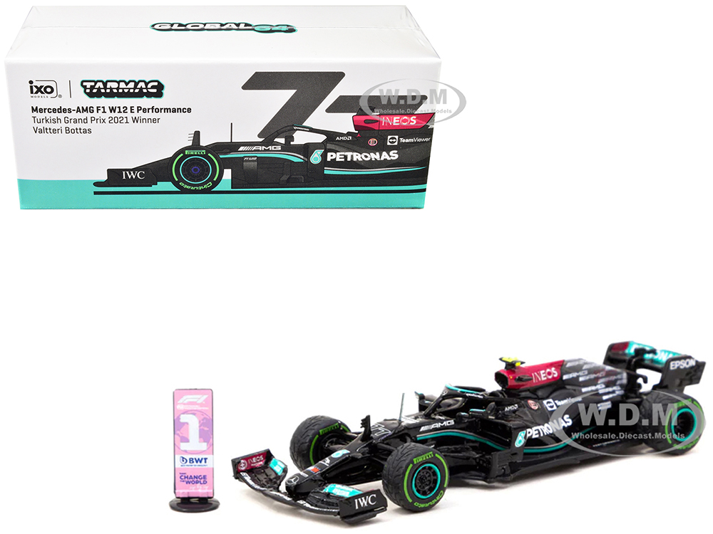 Mercedes-AMG F1 W12 E Performance #77 Valtteri Bottas Winner Formula One F1 Turkish GP (2021) with Number Board Global64 Series 1/64 Diecast Model Car by Tarmac Works