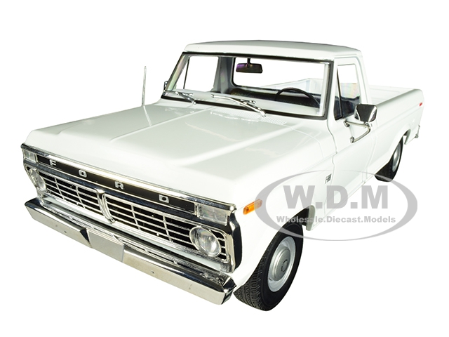 1973 Ford F-100 Pickup Truck White 1/18 Diecast Model Car by Greenlight