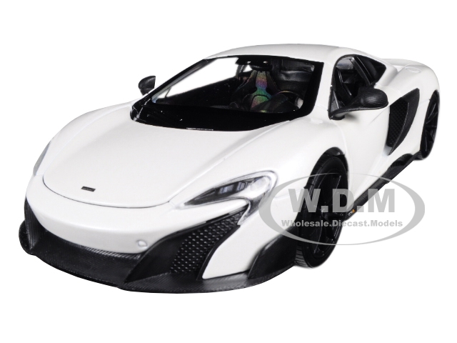 McLaren 675LT Coupe White 1/24-1/27 Diecast Model Car by Welly