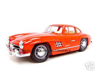 Image of 1954 Mercedes Benz 300SL Gullwing Red 1/18 Diecast Model Car by Bburago