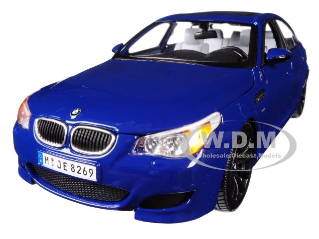 Bmw M5 Blue With Black Wheels 1/18 Diecast Model Car By Maisto