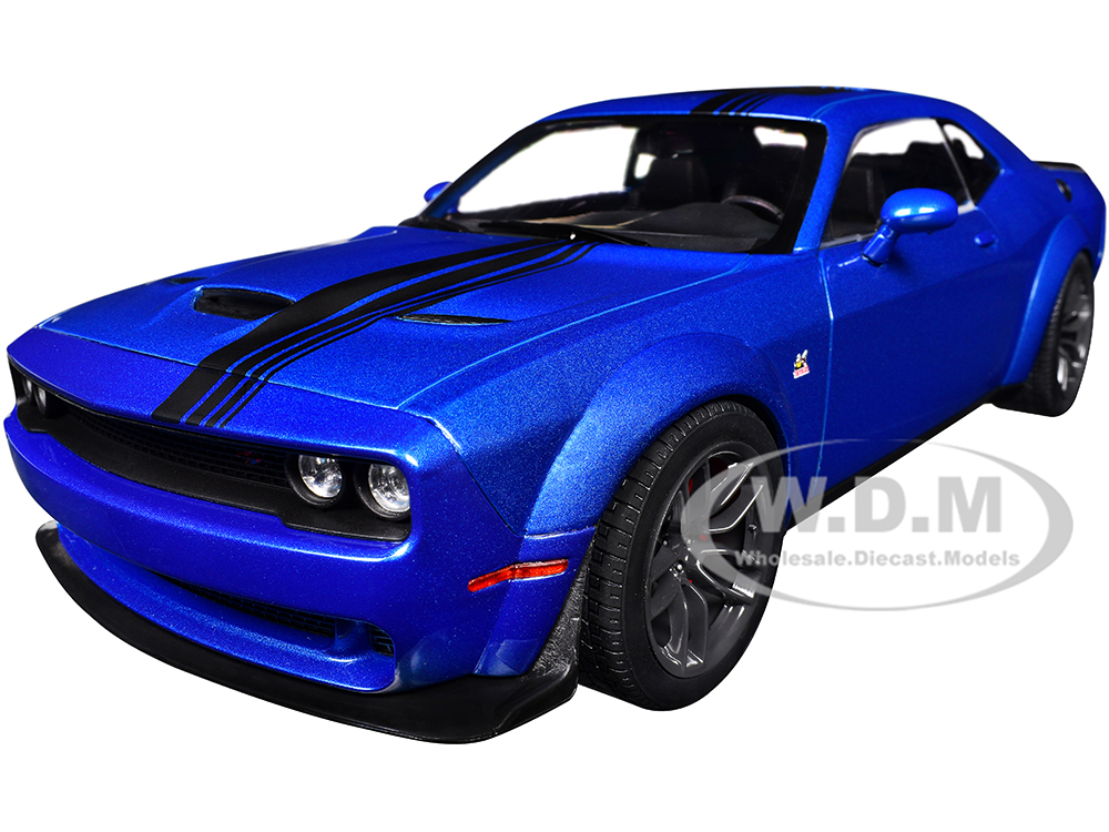 Dodge Challenger R/T Scat Pack Widebody Electric Blue Metallic with Black Stripes 1/18 Diecast Model Car by Solido