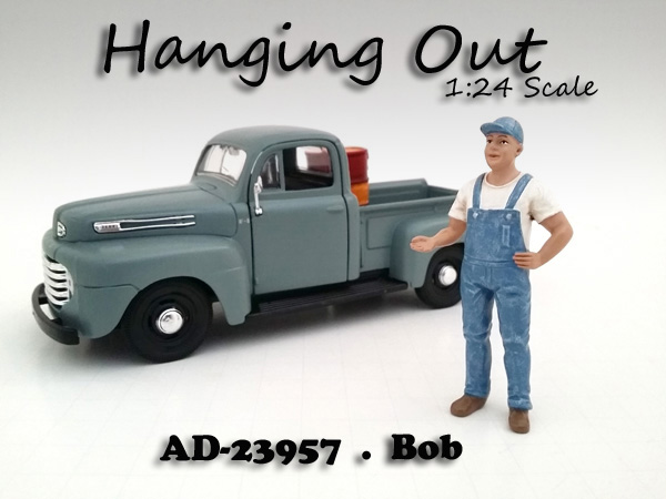 Image of "Hanging Out" Bob Figure For 124 Scale Models by American Diorama