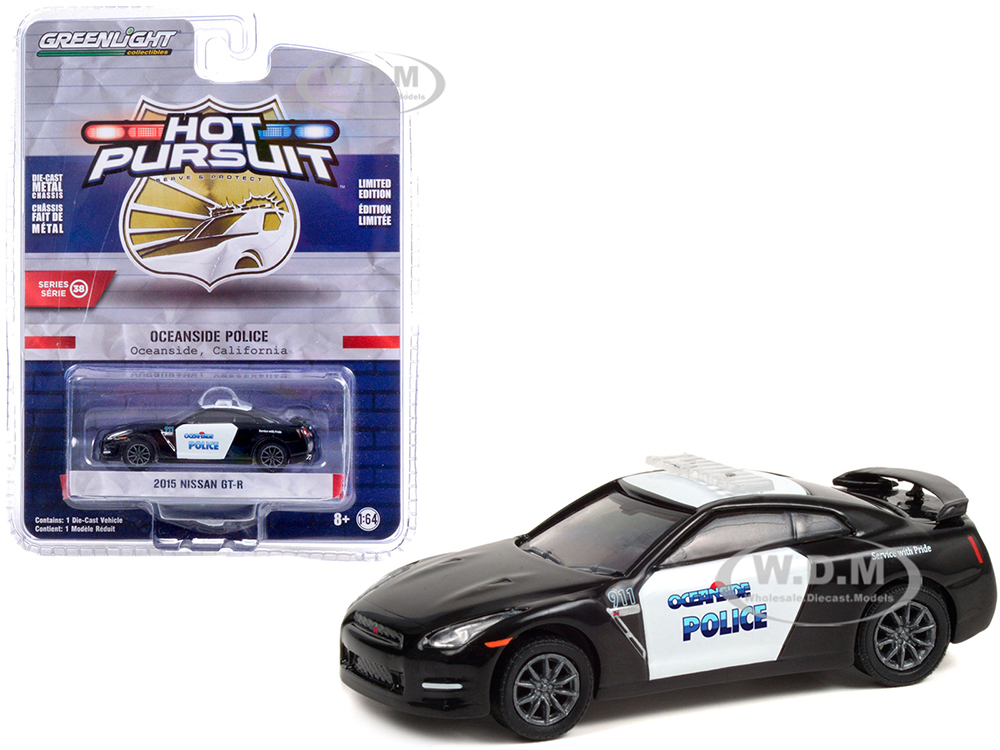 2015 Nissan GT-R Black and White Oceanside Police (California) Hot Pursuit Series 38 1/64 Diecast Model Car by Greenlight