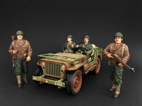 US Army WWII 4 Piece Figure Set For 118 Scale Models by American Diorama