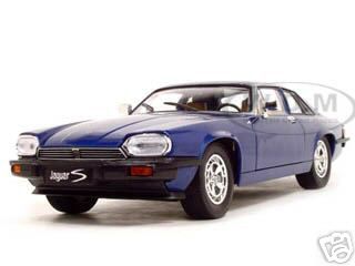 1975 Jaguar Xjs Coupe Blue 1/18 Diecast Model Car By Road Signature