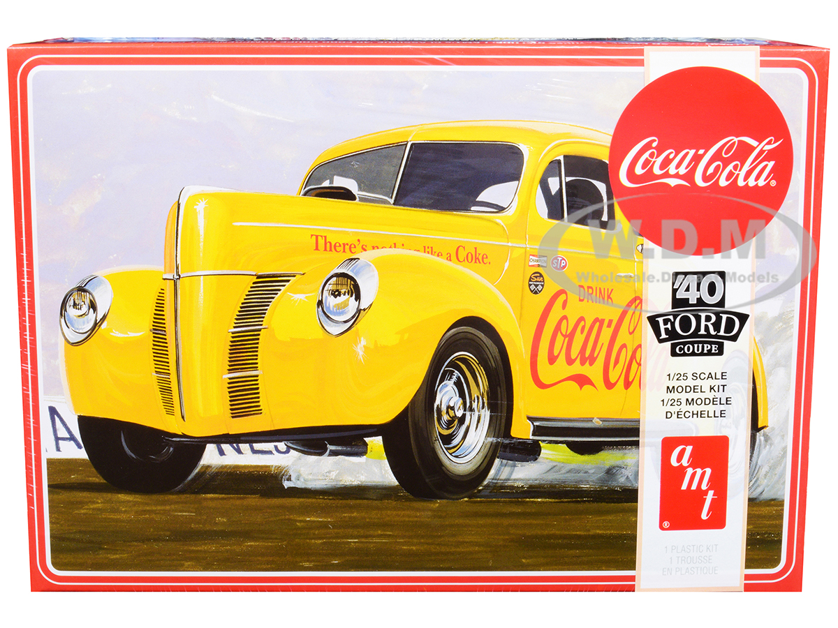 Skill 3 Model Kit 1940 Ford Coupe Coca-Cola 1/25 Scale Model by AMT