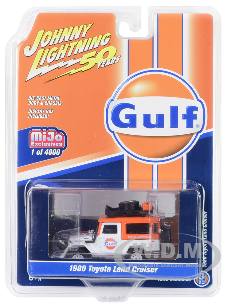 1980 Toyota Land Cruiser "gulf Oil" Orange And White With Accessories "johnny Lightning 50th Anniversary" Limited Edition To 4800 Pieces Worldwide 1/